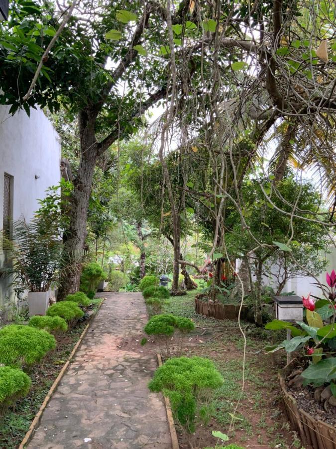 Lali Villa & Fruit Garden Galle Exterior photo